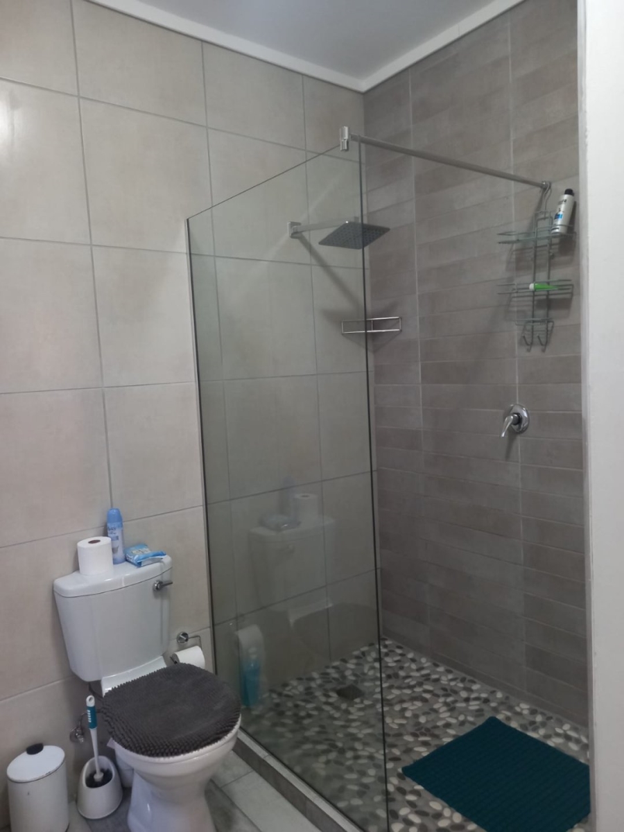 To Let 3 Bedroom Property for Rent in Mooikloof Country Estate Western Cape